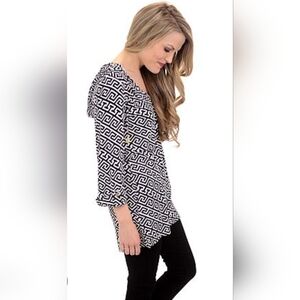 Macbeth Tunic Hoodie, Size M, Black White Greek Key Pattern